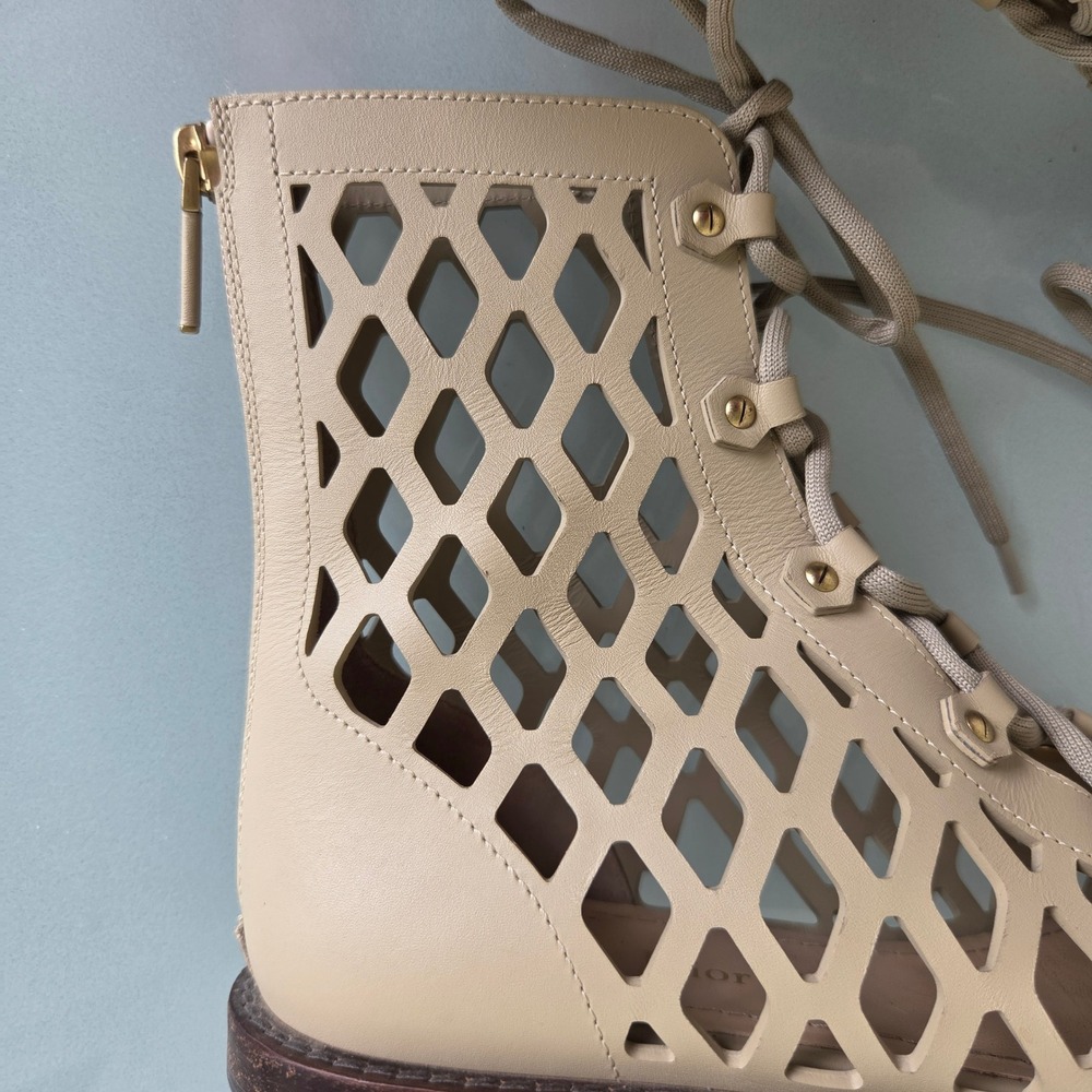 Christian Dior Beige Leather Laser Cut Gladiator Flat Sandals Lace Up Zip 37.5 - Picture 14 of 14